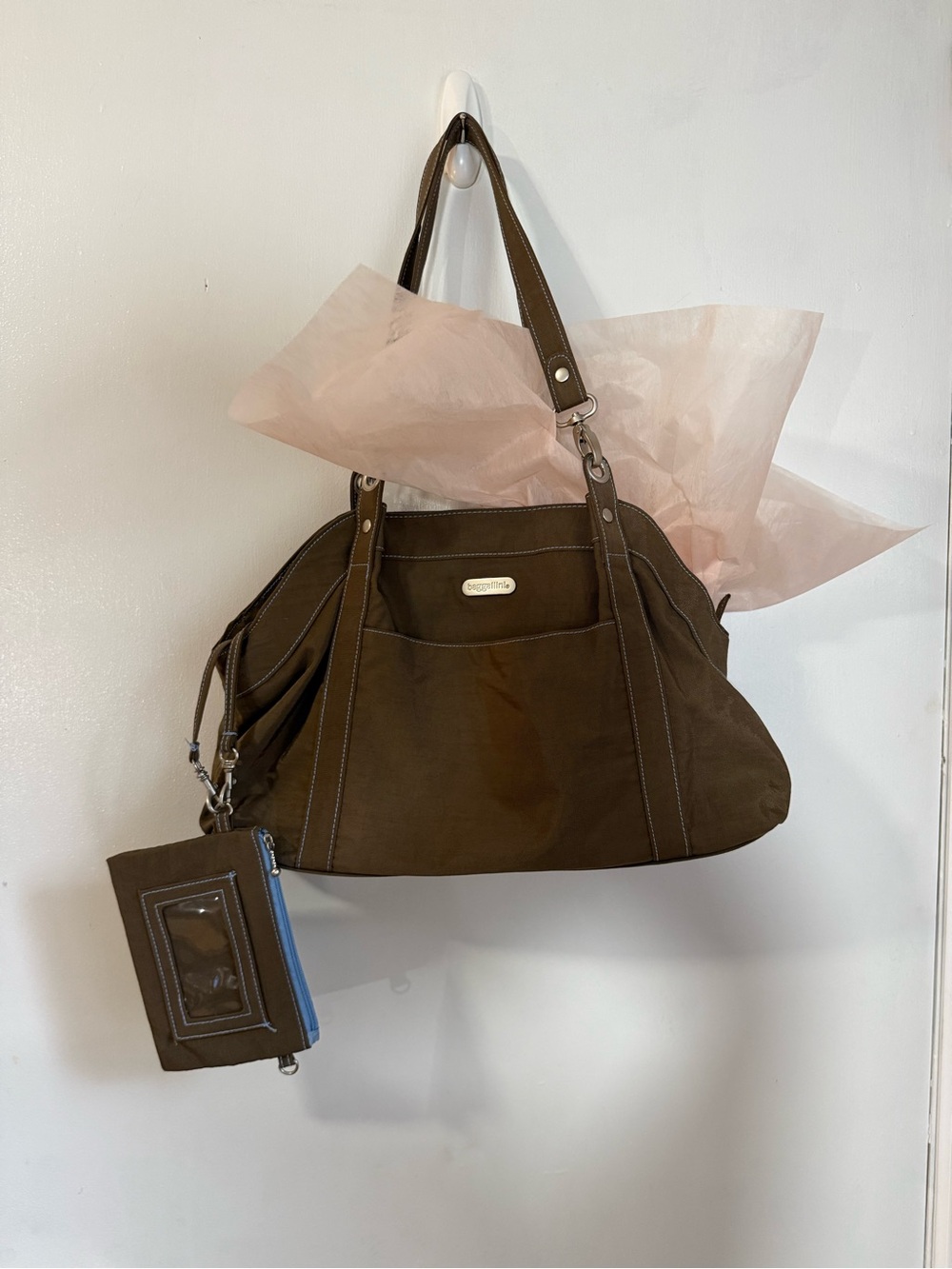 Baggallini Brown Organizer Shoulder Bag with Matching Pouch